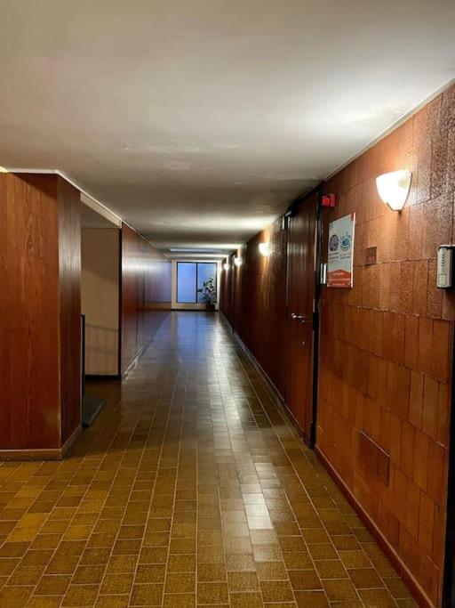 רומא 3 Fermate Dal Colosseo - Casa Vacanze Elena - 50 M Da Metro Garbatella מראה חיצוני תמונה