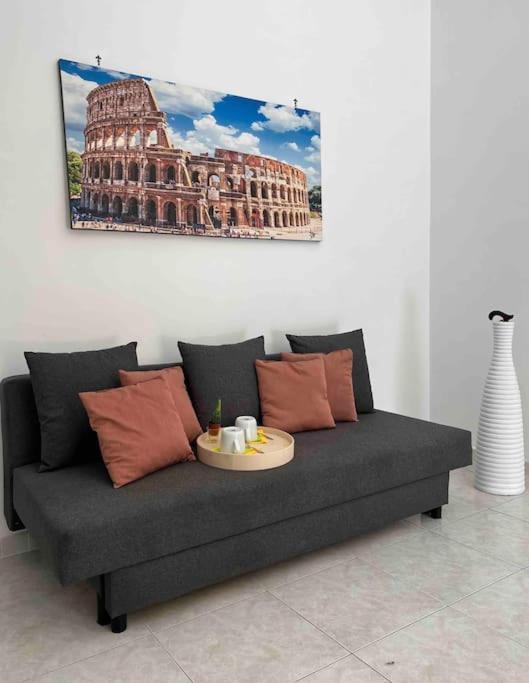 רומא 3 Fermate Dal Colosseo - Casa Vacanze Elena - 50 M Da Metro Garbatella מראה חיצוני תמונה